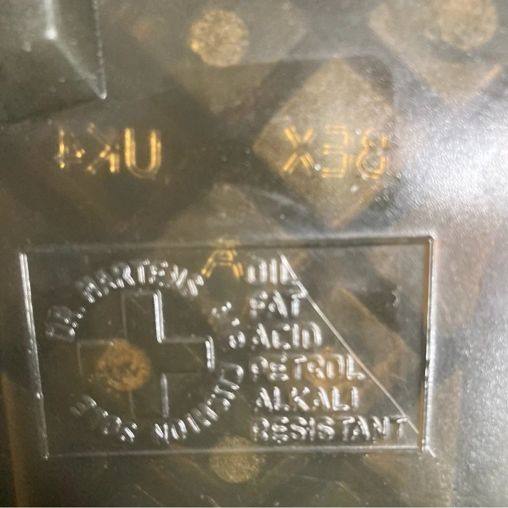 Dr. Martens Women's Sinclair Bootie. Sz: 6 - Picture 12 of 13